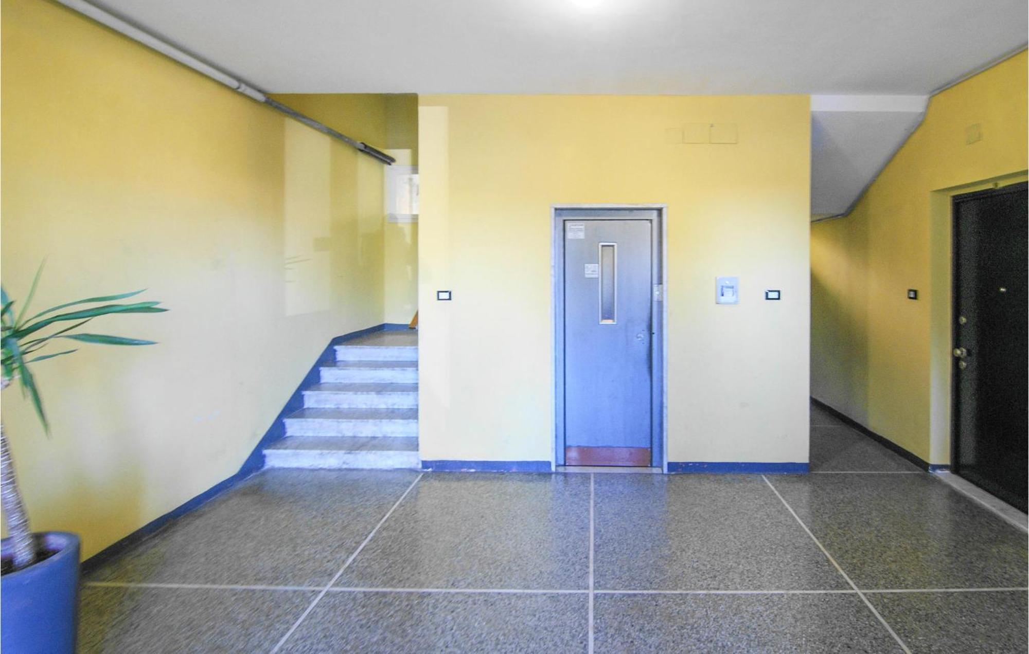 Cozy Apartment In La Spezia With Wifi Екстериор снимка