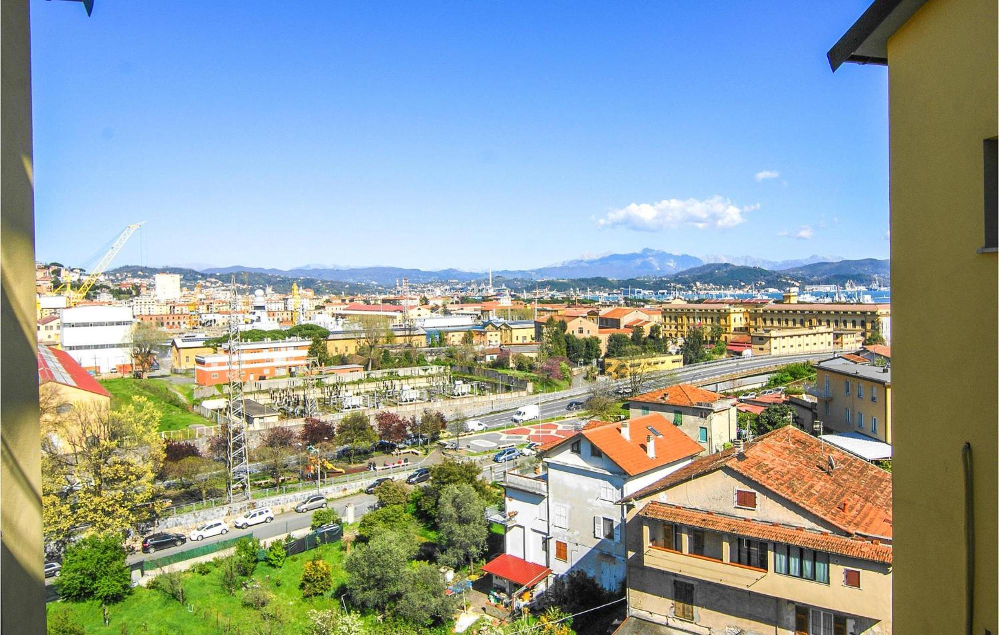 Cozy Apartment In La Spezia With Wifi Екстериор снимка